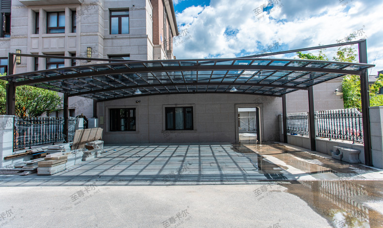 至尊卡爾耐力板車棚.jpg 至尊卡爾耐力板車棚.jpg