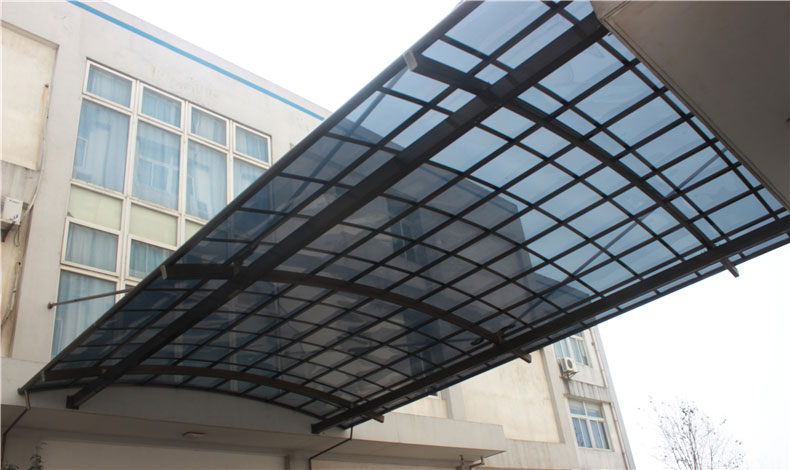 鋁合金雨棚價格多少錢一平？