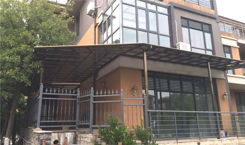 異形，帶拐角的雨棚如何設計