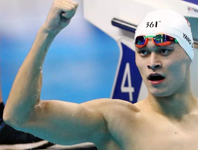 學(xué)習(xí)孫楊精神和能量、眾率帶領(lǐng)我們飛的更高更遠(yuǎn)...