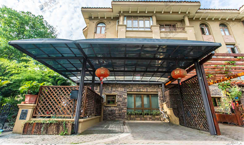 選擇車棚廠家要看清這4點！——至尊卡爾