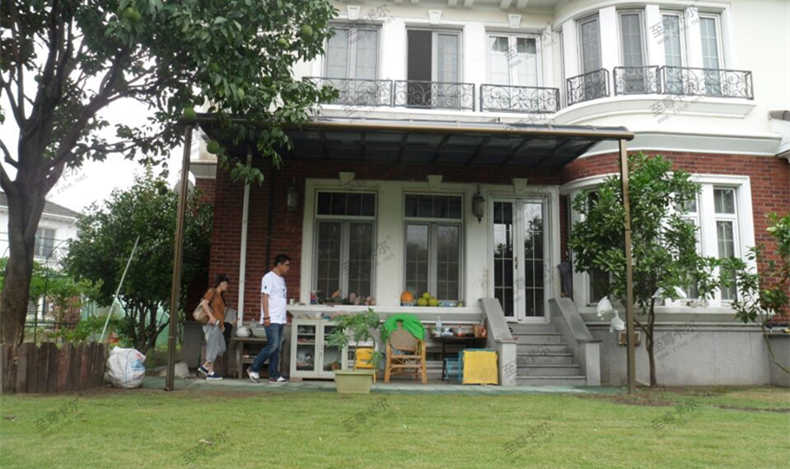 別墅門口這樣裝，時尚又美觀——至尊卡爾