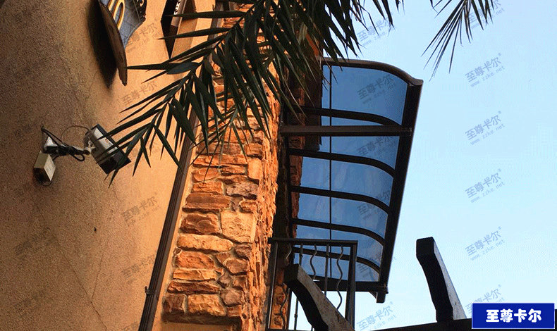 家庭安裝雨棚,雨棚材質選這種絕不會后悔丨至尊卡爾