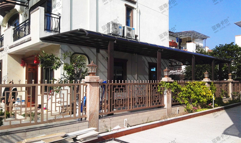 從實(shí)用性徹底剖析，雨棚是用玻璃的好還是耐力板的好