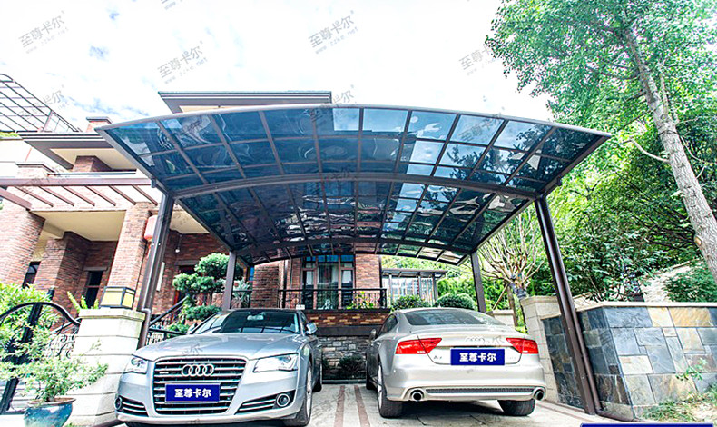 車棚廠家告訴你，私家車露天車棚頂用什么材料