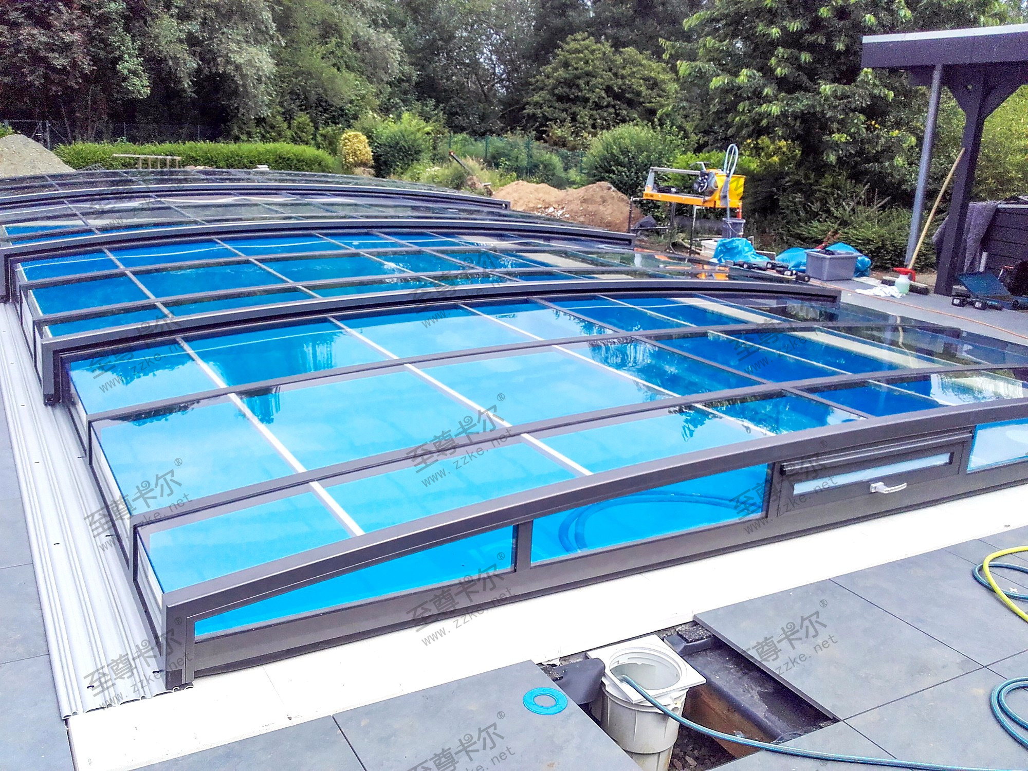 免費測量設計+詳細報價（移動泳池棚）