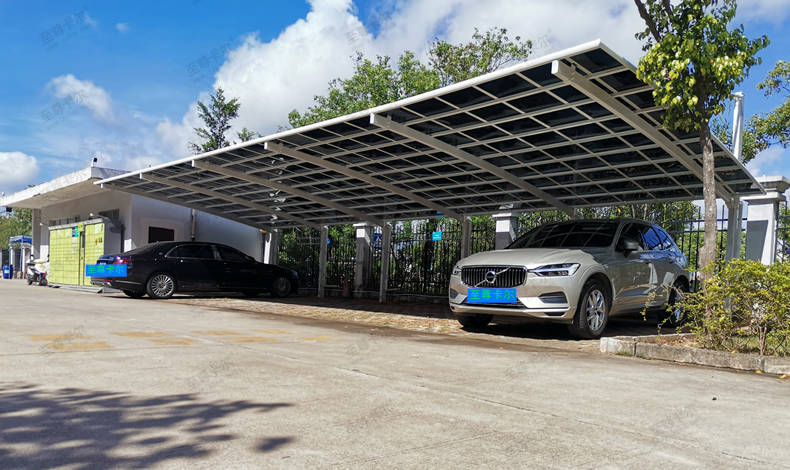 為什么都說(shuō)膜結(jié)構(gòu)停車棚不好用？停車棚廠家告訴你其中的秘密