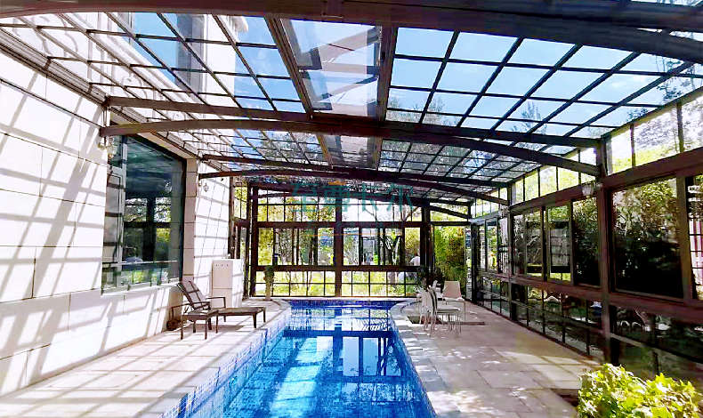 看到鄰居院子里的泳池雨棚，簡(jiǎn)約大氣高級(jí)！真是太喜歡了