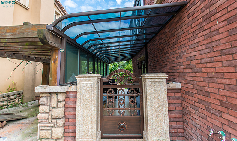 聚碳酸酯板防雨棚？中山雨棚制作廠家？