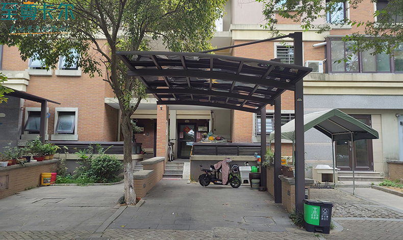 停車棚定制廠家？庭院停車棚圖片大全？